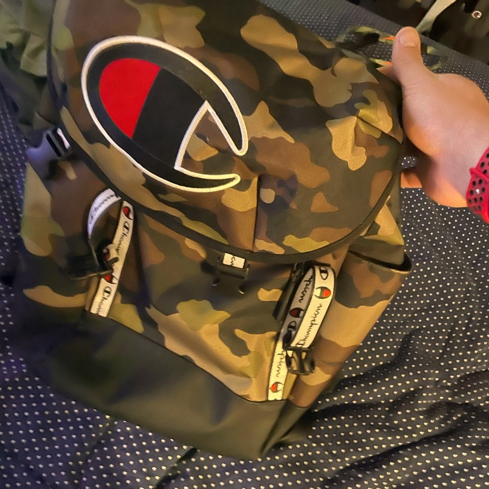 Champion Men's Top Load Backpack, Woodland Camo